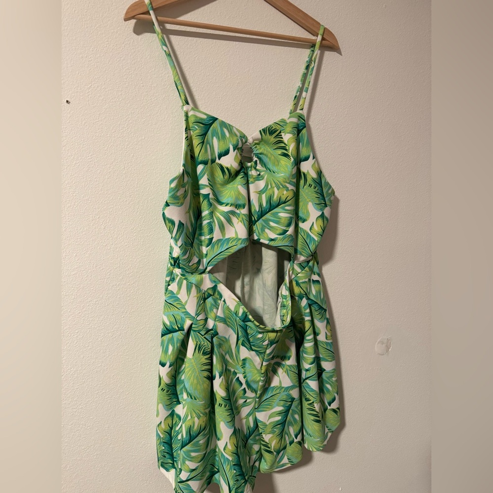 Steve Madden Green Tropical Print Romper